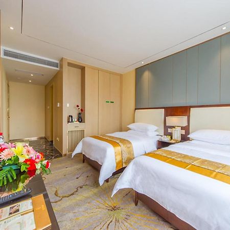 Vienna International Hotel Diecai Wanda High Speed ​​Rail Station Guilin Exteriör bild