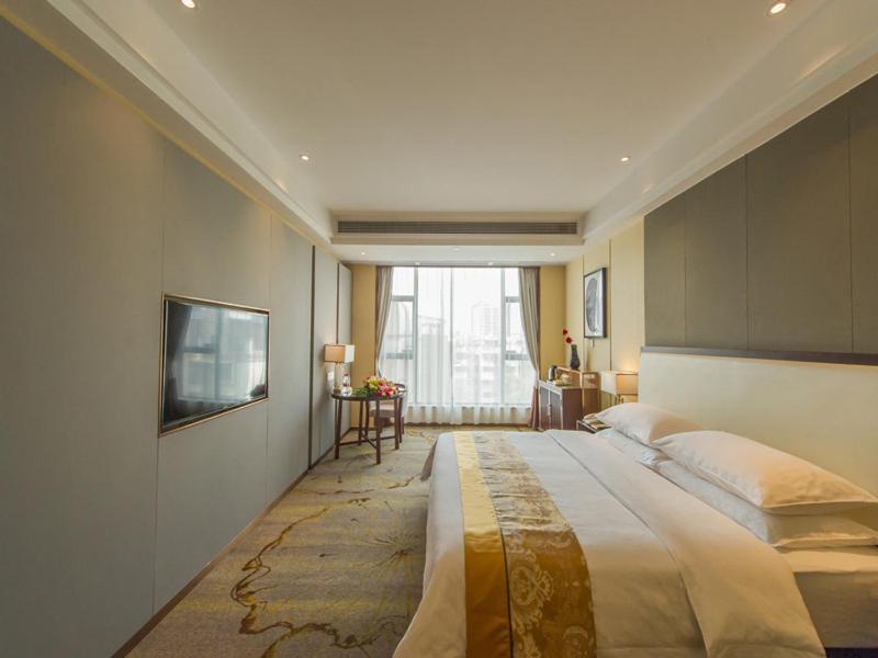 Vienna International Hotel Diecai Wanda High Speed ​​Rail Station Guilin Exteriör bild