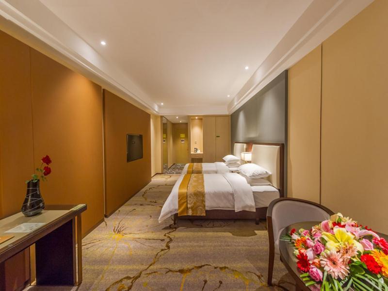 Vienna International Hotel Diecai Wanda High Speed ​​Rail Station Guilin Exteriör bild